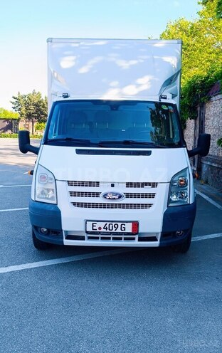 Ford Transit-2