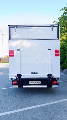 Ford Transit-9