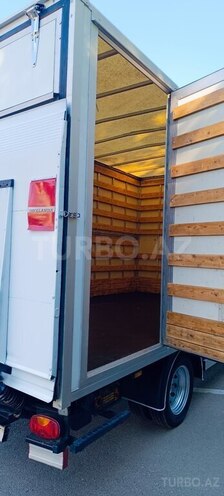 Ford Transit-13