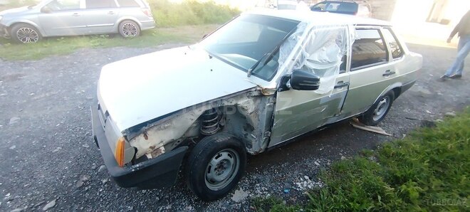 LADA (VAZ) 21099 2001, 456,789 km - 1.6 л - Qax