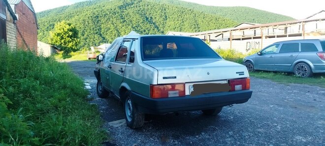 LADA (VAZ) 21099 2001, 456,789 km - 1.6 л - Qax