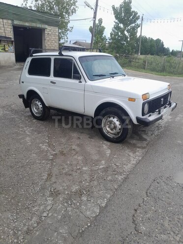 LADA (VAZ) Niva 1988, 200,000 km - 1.7 l - Şabran