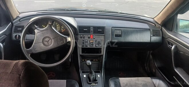 Mercedes C 200 1994, 685,335 km - 2.0 л - Zaqatala