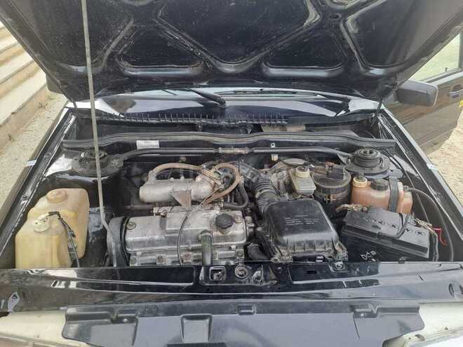 LADA (VAZ) 2115 2006, 200,000 km - 1.5 l - Yevlax