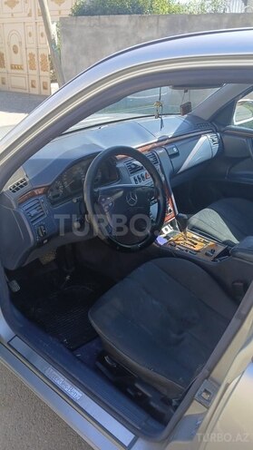 Mercedes E 320 1999, 916,901 km - 3.2 l - Bakı