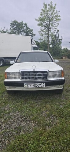 Mercedes 190 1989, 450,000 km - 2.0 л - Astara