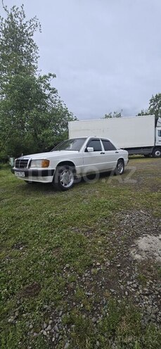 Mercedes 190 1989, 450,000 km - 2.0 л - Astara