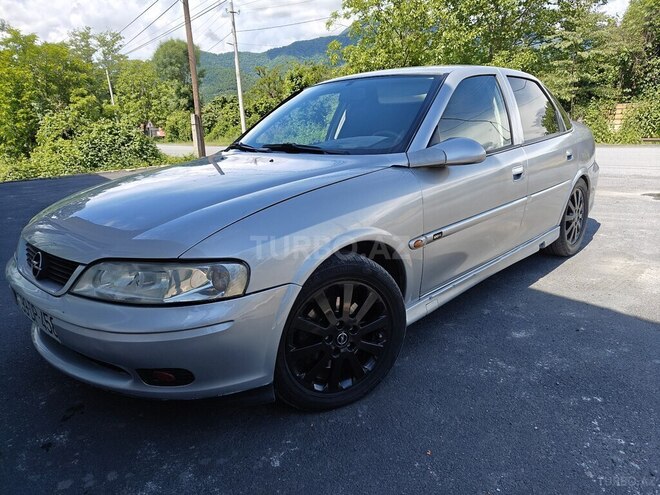 Opel Vectra 2000, 280,000 km - 1.6 l - Zaqatala