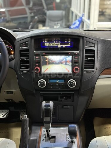 Mitsubishi Pajero 2009, 188,000 km - 3.0 л - Sumqayıt