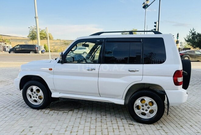 Mitsubishi Pajero io 2001, 275,337 km - 2.0 l - Bakı