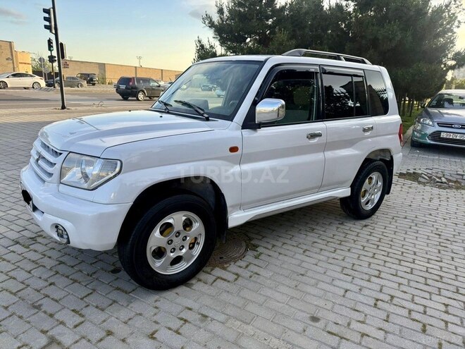 Mitsubishi Pajero io 2001, 275,337 km - 2.0 l - Bakı