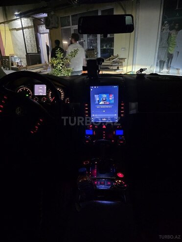 Volkswagen Touareg 2006, 236,000 km - 3.2 л - Bakı