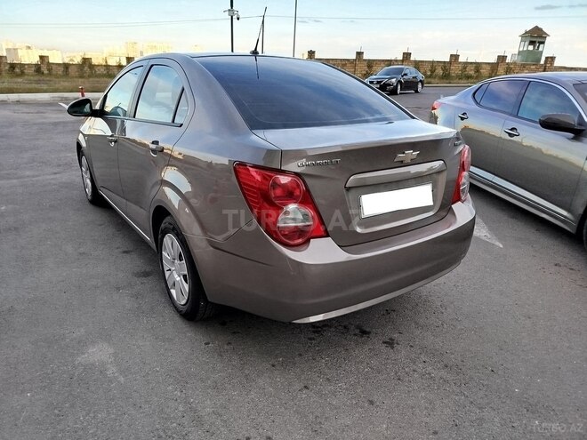 Chevrolet Aveo-2