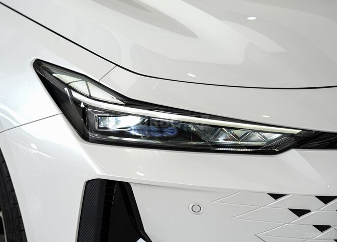 Changan Uni-V iDD-7
