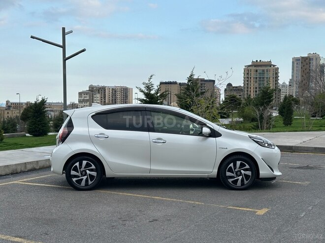 Toyota Aqua 2019, 89,000 km - 1.5 л - Bakı