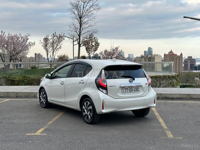 Toyota Aqua 2019, 89,000 km - 1.5 л - Bakı