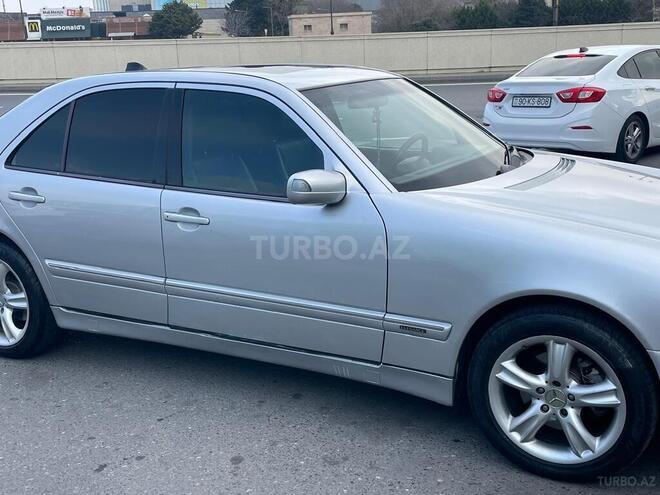 Mercedes E 320 2001, 300,000 km - 3.2 л - Bakı