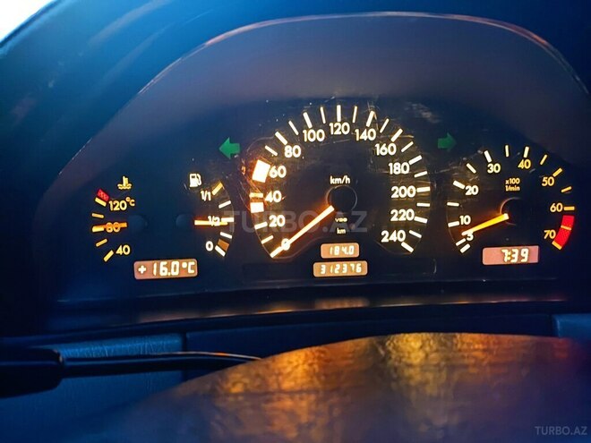 Mercedes E 230 1996, 312,376 km - 2.3 л - Bakı