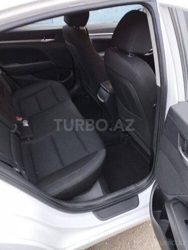 Hyundai Elantra 2019, 43,000 km - 2.0 l - Bakı