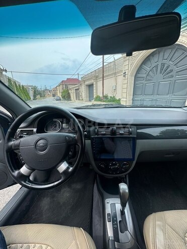 Chevrolet Lacetti-2