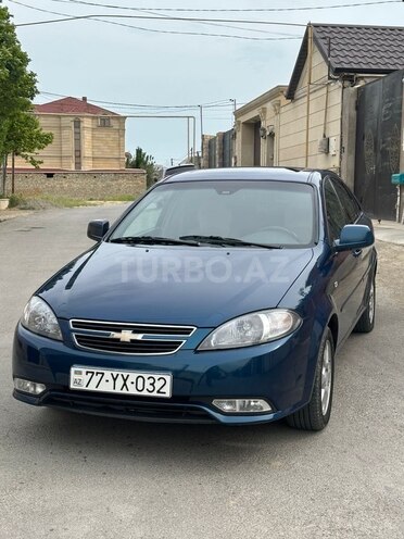 Chevrolet Lacetti-1