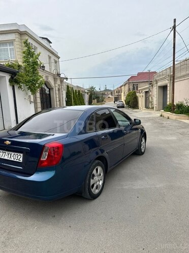 Chevrolet Lacetti-4