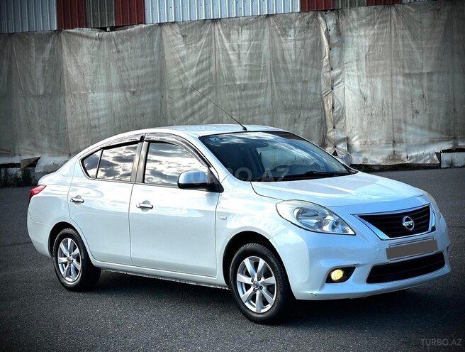 Nissan Sunny 2013, 166,000 km - 1.5 л - Bakı