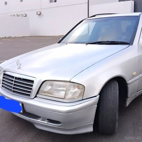 Mercedes C 200 1998, 300,000 km - 2.0 л - Bakı