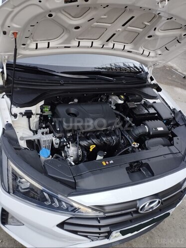 Hyundai Elantra 2019, 43,000 km - 1.6 л - Bakı