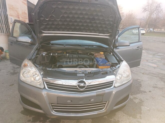 Opel Astra 2008, 333,300 km - 1.3 l - İsmayıllı
