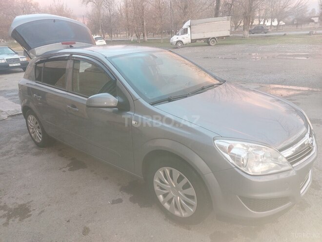Opel Astra 2008, 333,300 km - 1.3 l - İsmayıllı