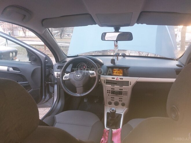 Opel Astra 2008, 333,300 km - 1.3 l - İsmayıllı