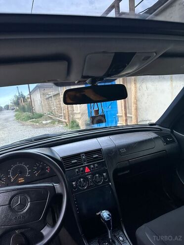 Mercedes C 230 2000, 203,000 km - 2.3 л - Bakı