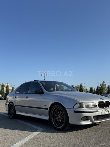 BMW 523 1999, 285,000 km - 2.5 l - Bakı