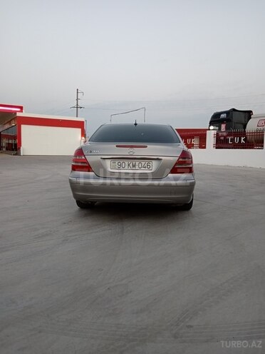 Mercedes E 240 2002, 368,100 km - 2.6 l - Sabirabad