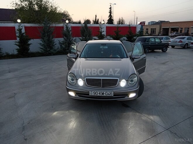Mercedes E 240 2002, 368,100 km - 2.6 l - Sabirabad