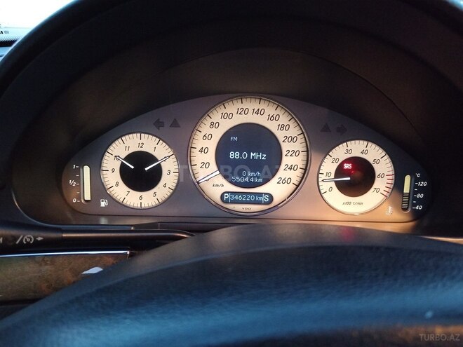 Mercedes E 240 2002, 368,100 km - 2.6 l - Sabirabad
