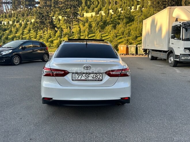 Toyota Camry-10