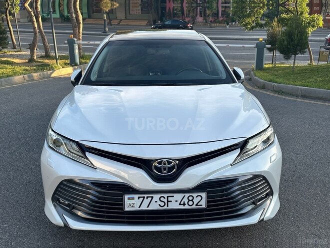 Toyota Camry-11