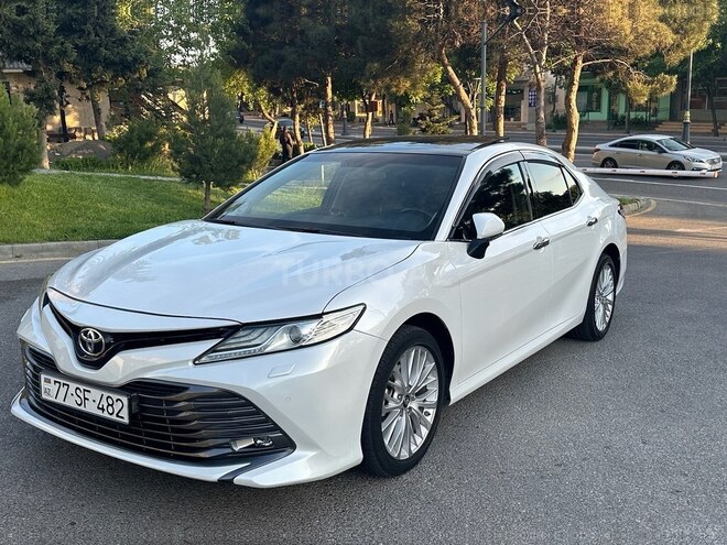 Toyota Camry-1