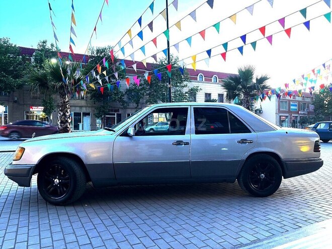 Mercedes E 250 1994, 530,000 km - 2.5 л - Gəncə
