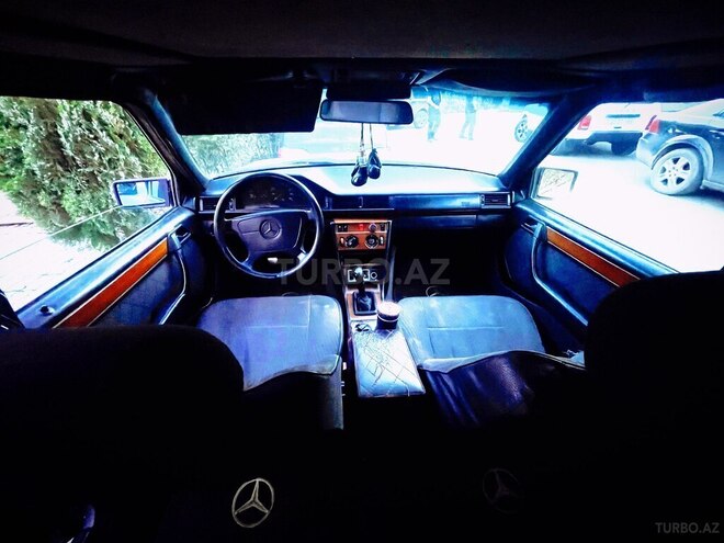 Mercedes E 250 1994, 530,000 km - 2.5 л - Gəncə