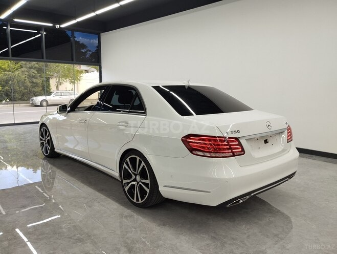 Mercedes E 220-6