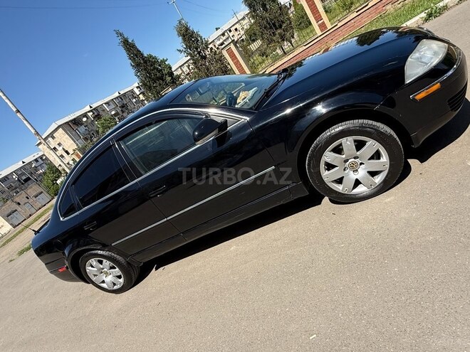 Volkswagen Passat 2004, 384,000 km - 1.8 l - Gəncə