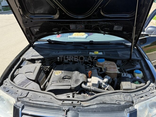 Volkswagen Passat 2004, 384,000 km - 1.8 l - Gəncə