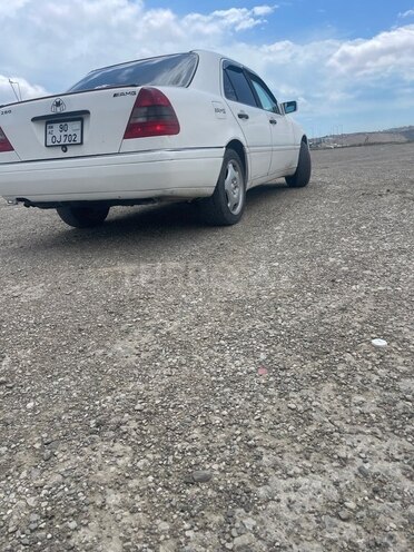 Mercedes C 220 1996, 450,840 km - 2.2 l - Kürdəmir