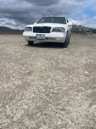 Mercedes C 220 1996, 450,840 km - 2.2 l - Kürdəmir