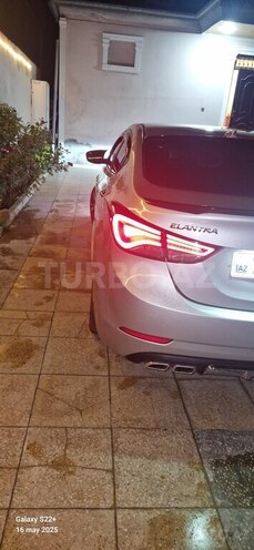Hyundai Elantra 2015, 83,761 km - 1.8 л - Bakı