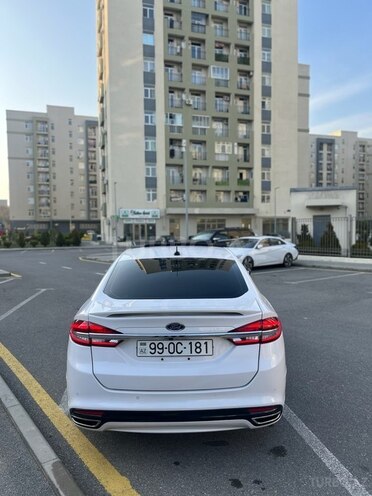 Ford Fusion (North America) 2017, 170,000 km - 2.0 л - Bakı