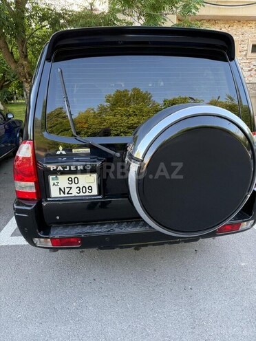 Mitsubishi Pajero 2006, 288,000 km - 3.0 l - Bakı
